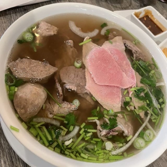 PI. Combo Special Beef Noodle Soup.